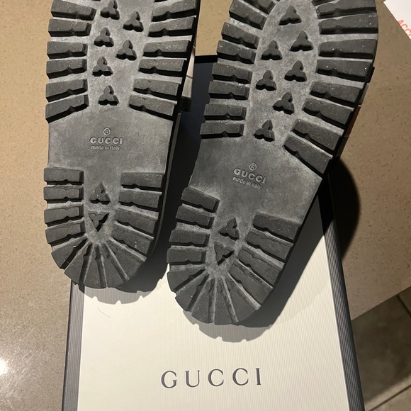 Gucci Slides - Picture 2 of 4